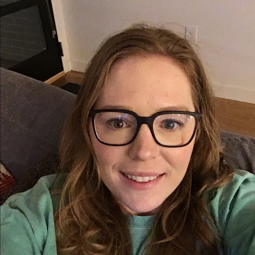 Meet your Posher, Elizabeth